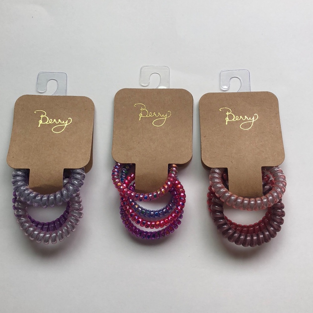 3- pack of coils hair ties